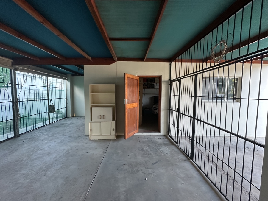 2 Bedroom Property for Sale in Porterville Western Cape